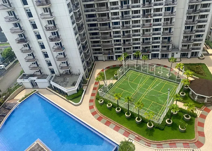 Solemare Parksuites Staycation Apartahotel *