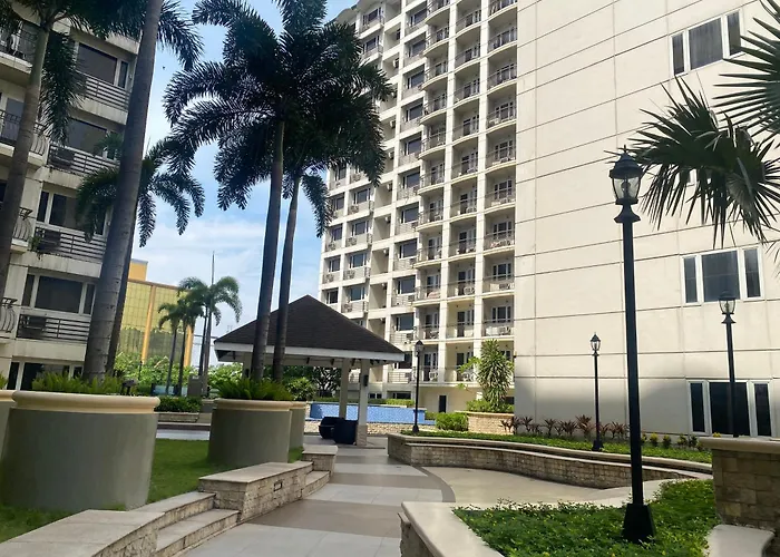 Solemare Parksuites Staycation * Manila